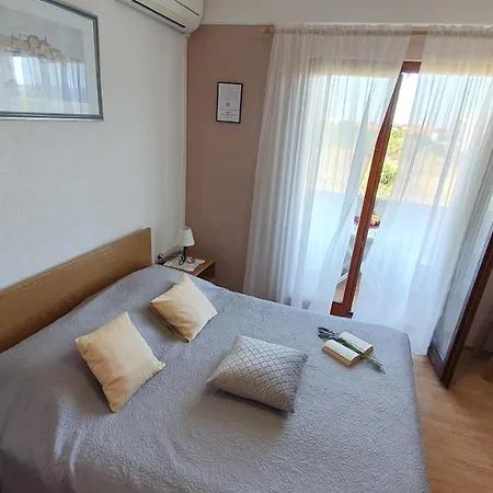 Apartments Sime Sukosan Exterior photo
